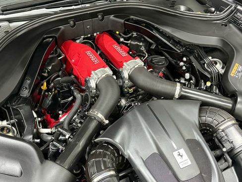 Used 2025 Ferrari Roma Spider image 44