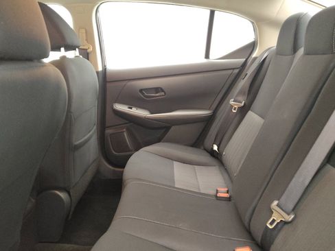 Used 2024 Nissan Sentra SV FWD image 18