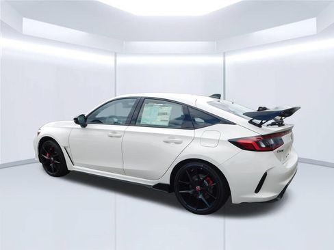 New 2026 Honda Civic Type R image 5