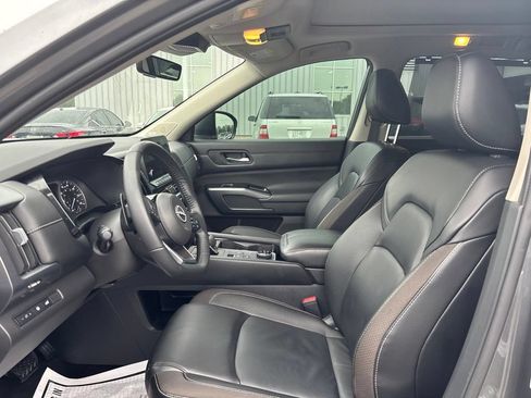 Certified 2023 Nissan Pathfinder SL w/ SL Premium Package AWD/4WD image 21