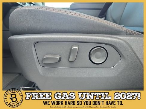 New 2026 GMC Sierra 1500 AT4 w/ Technology Package AWD/4WD image 19