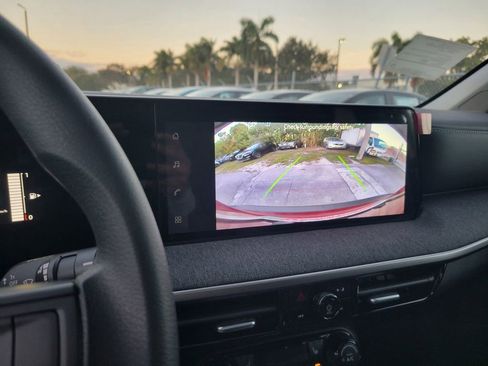 New 2026 Nissan Kicks SV w/ SV Premium Package FWD image 11