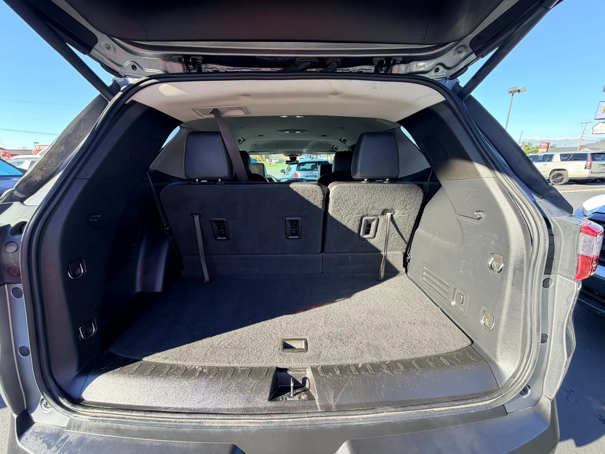 Used 2020 Chevrolet Traverse RS AWD/4WD image 27