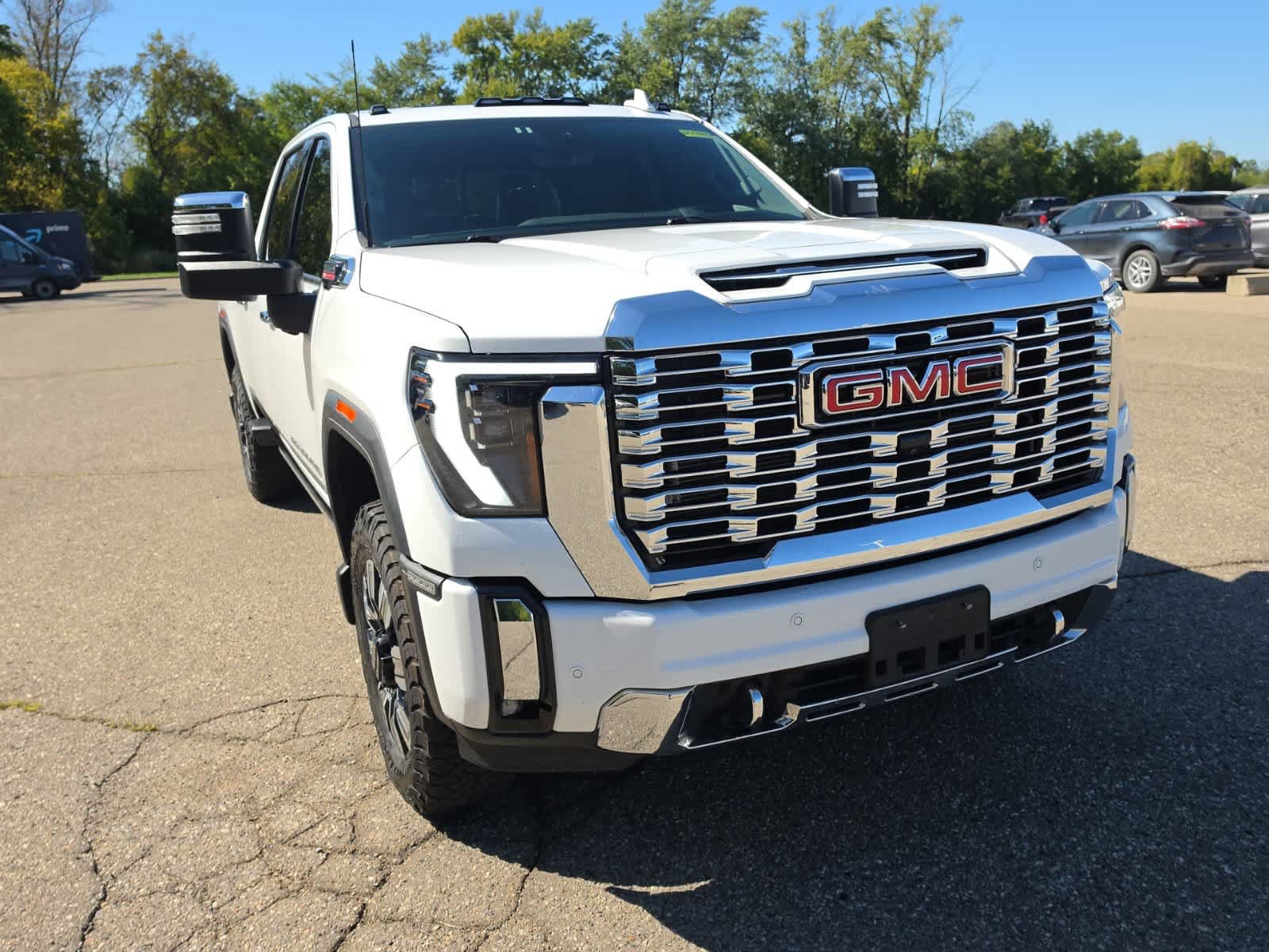 Used 2025 GMC Sierra 2500 Denali w/ Denali Reserve Package AWD/4WD image 4