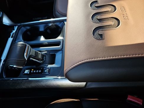 New 2025 Ford F150 King Ranch w/ FX4 Off-Road Package image 28