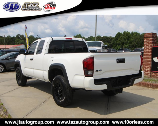 Used 2019 Toyota Tacoma SR w/ SX Package AWD/4WD image 5