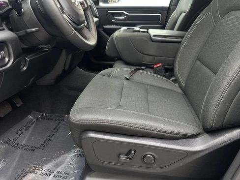 Used 2025 RAM 1500 Big Horn RWD image 27
