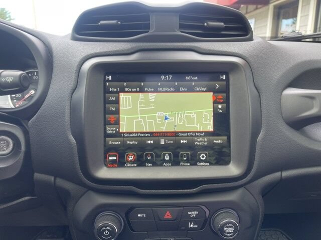 Used 2023 Jeep Renegade Altitude w/ Sun/Sound Group AWD/4WD image 26