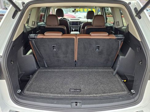 Used 2021 Volkswagen Atlas SE w/ Panoramic Sunroof Package FWD image 15