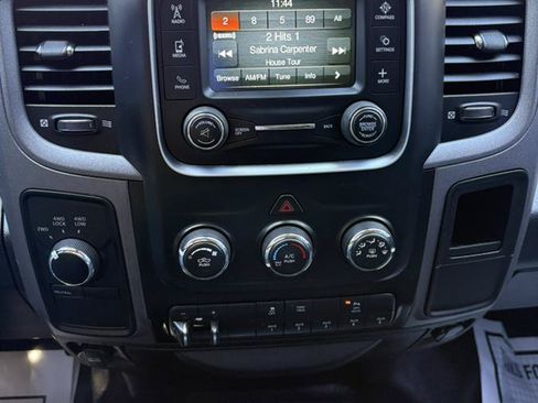 Used 2017 RAM 2500 Tradesman w/ Chrome Appearance Group AWD/4WD image 23