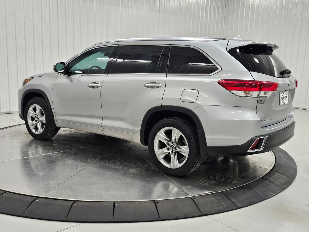 Used 2018 Toyota Highlander Limited AWD/4WD image 3