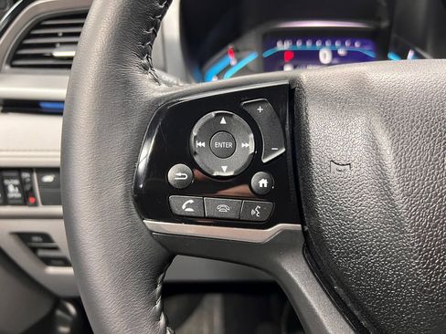 Used 2024 Honda Odyssey Touring image 19