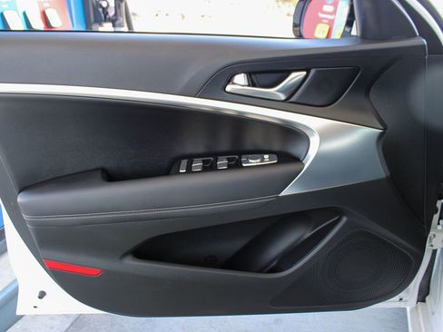 Used 2026 Genesis G70 2.5T RWD image 42