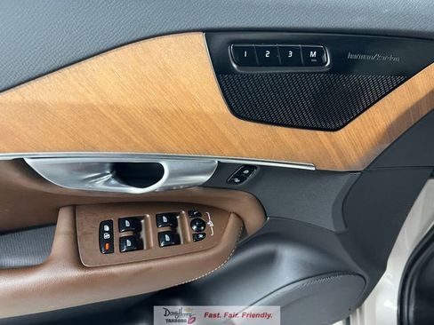 Used 2024 Volvo XC90 B6 Plus w/ Protection Package Premier AWD/4WD image 25