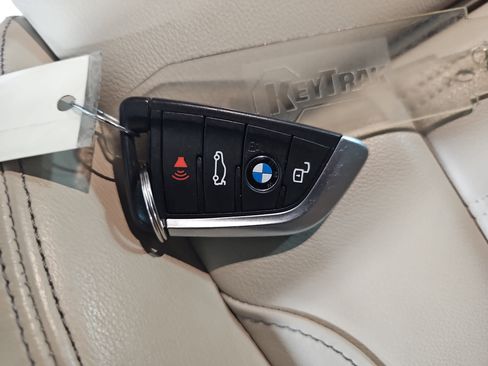 Certified 2023 BMW 430i Convertible w/ M Sport Package image 36