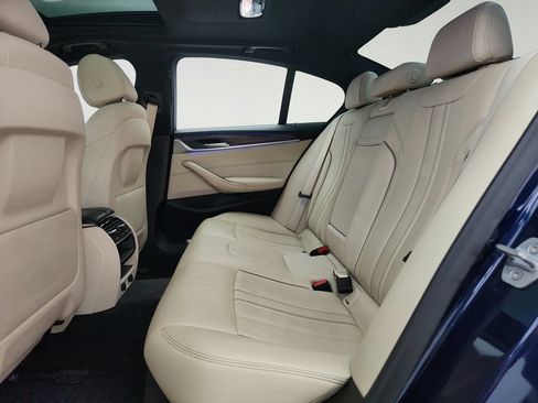 Used 2019 BMW 530i xDrive AWD/4WD image 27