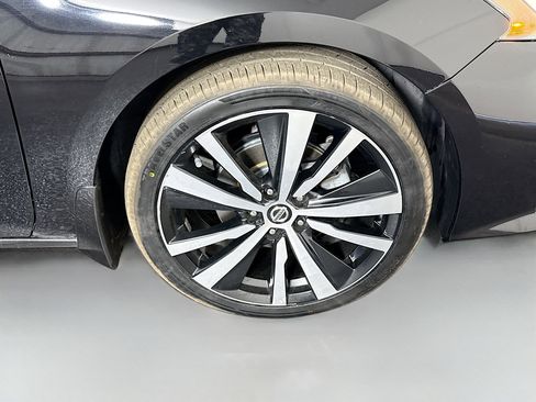 Used 2020 Nissan Altima 2.5 SR image 32