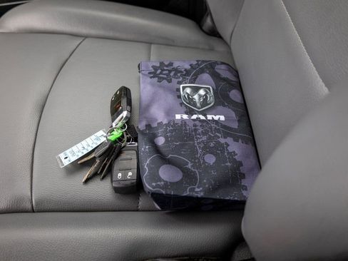 Used 2022 RAM 2500 Tradesman image 21