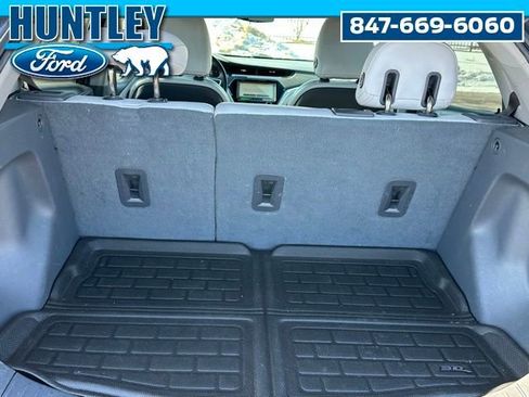 Used 2017 Chevrolet Bolt Premier w/ Driver Confidence II Package image 9