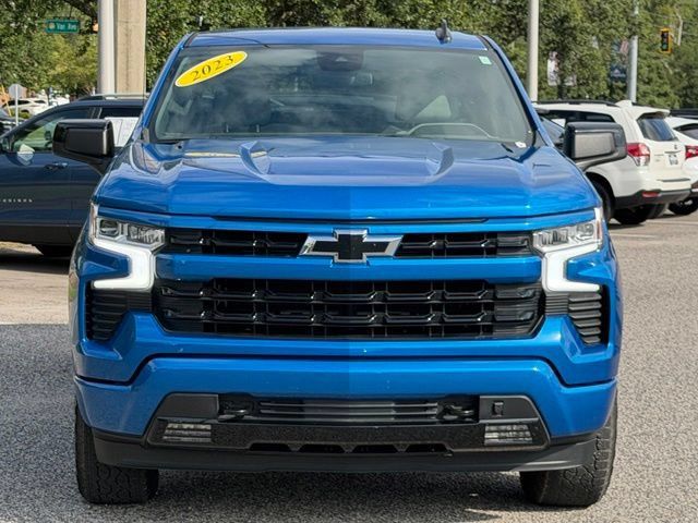 Used 2023 Chevrolet Silverado 1500 RST AWD/4WD image 2