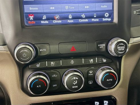 Used 2020 RAM 1500 Laramie image 18