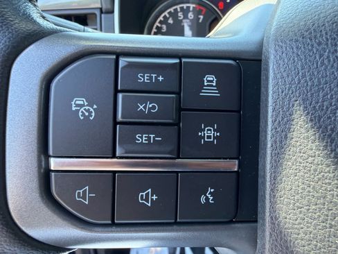 Used 2022 Ford F150 XLT w/ Equipment Group 301A Mid AWD/4WD image 19