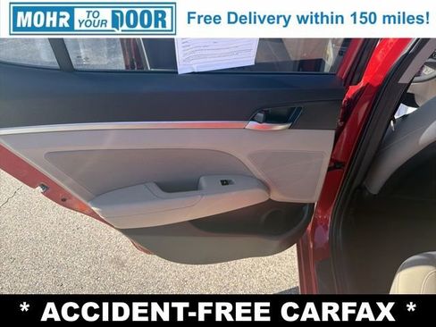 Used 2019 Hyundai Elantra SEL image 29