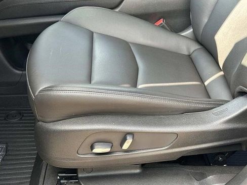 Used 2024 Cadillac XT6 Luxury AWD/4WD image 20