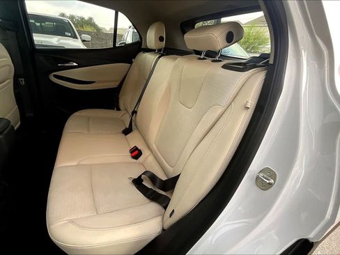 Used 2021 Buick Encore GX Preferred image 18