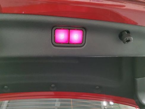 Used 2022 Mercedes-Benz C 300 Sedan image 18