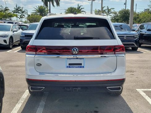 New 2026 Volkswagen Atlas SE FWD image 4