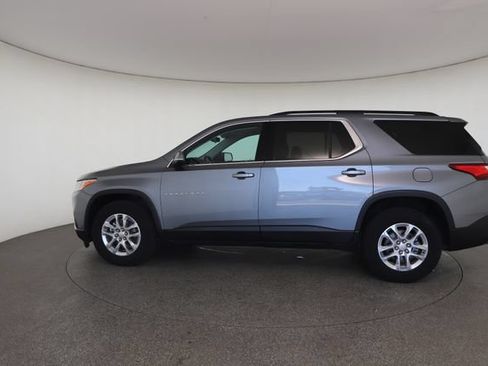 Used 2021 Chevrolet Traverse LT w/ LPO, Floor Liner Package AWD/4WD image 8