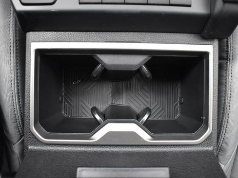 Used 2025 Toyota Tacoma SR5 RWD image 10