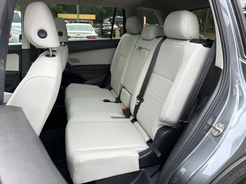 Used 2019 Volkswagen Tiguan SE w/ Panoramic Sunroof Package FWD image 20