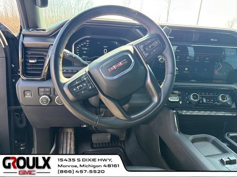 Used 2024 GMC Sierra 3500 AT4 w/ AT4 Premium Plus Package AWD/4WD image 14