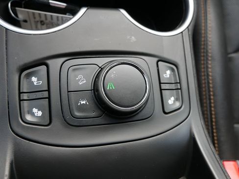 Used 2020 GMC Terrain SLT FWD image 21