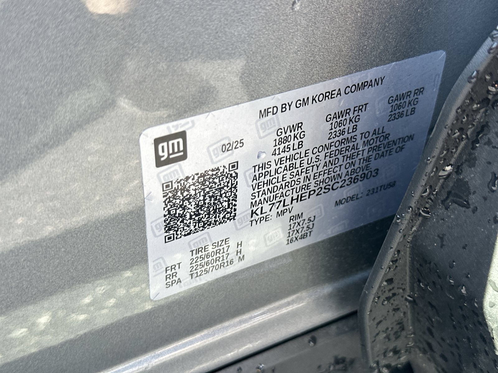 Used 2025 Chevrolet Trax LT w/ LT Convenience Package FWD image 35