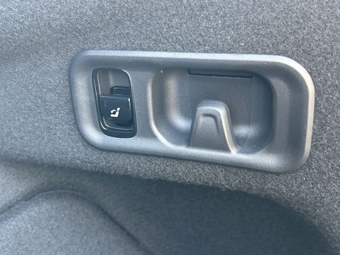 New 2026 Mercedes-Benz E 450 4MATIC Sedan image 11