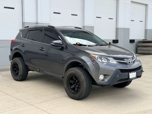 Used 2013 Toyota RAV4 Limited AWD/4WD image 7