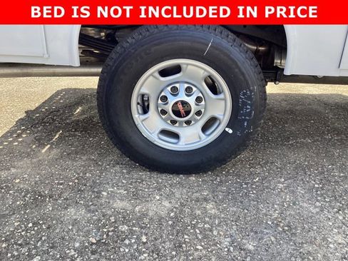 New 2025 GMC Sierra 3500 Pro w/ Convenience Package image 38
