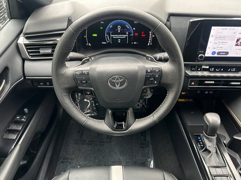 Certified 2025 Toyota Camry SE w/ Convenience Package FWD image 16