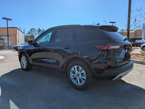 New 2026 Ford Escape Active w/ Active Premium Tech Pack image 6