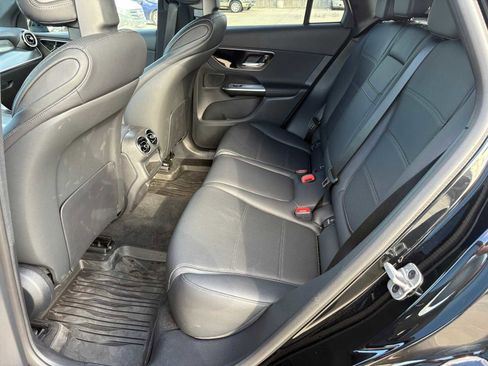 Used 2026 Mercedes-Benz GLC 300 4MATIC image 11