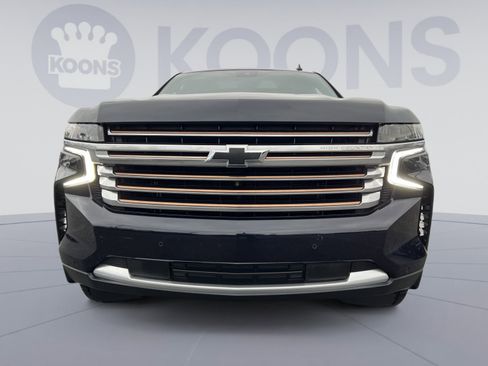 Used 2023 Chevrolet Suburban High Country image 11