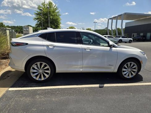 Used 2025 Buick Envista Avenir FWD image 4