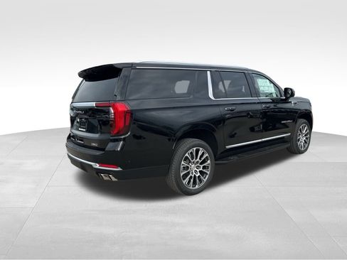 New 2026 GMC Yukon XL Denali image 16