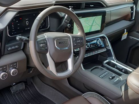 New 2026 GMC Sierra 2500 Denali w/ Denali Reserve Package image 9