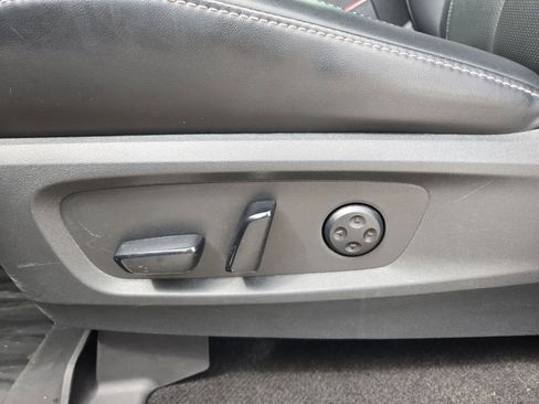 Used 2023 INFINITI QX60 Luxe w/ Cargo Package FWD image 15
