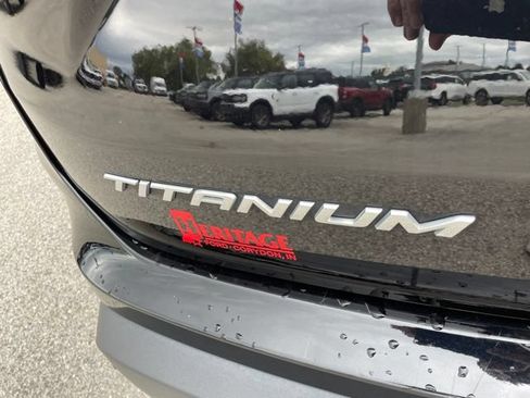 Used 2021 Ford Edge Titanium w/ Cargo Accessory Package FWD image 9