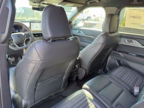 New 2025 Ford Explorer ST-Line w/ Premium Package image 12